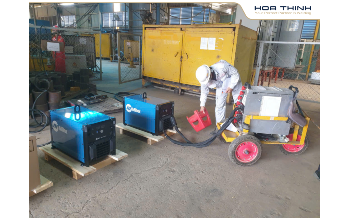 Cột Mốc Đ&aacute;ng Tự H&agrave;o Của Ho&agrave; Thịnh
